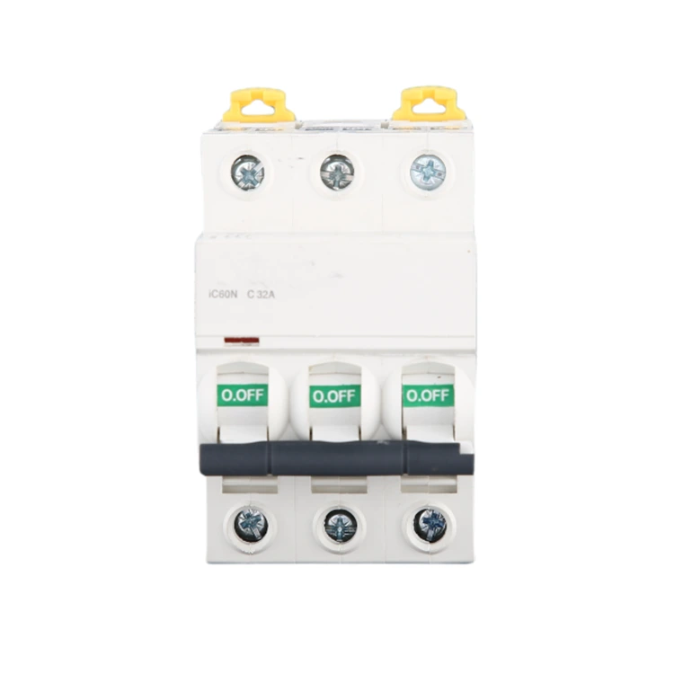 Waarom is de DZ47 3-polige 32A AC-stroomonderbreker essentieel voor betrouwbare laagspanningsbeveiligingssystemen?